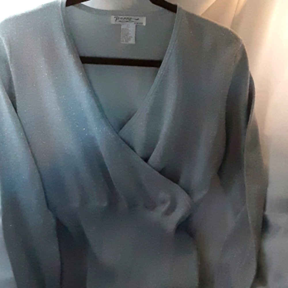 Poppy Vintage. 55% Silk, 25% Cotton, and Others.  Silver  Color Blouse